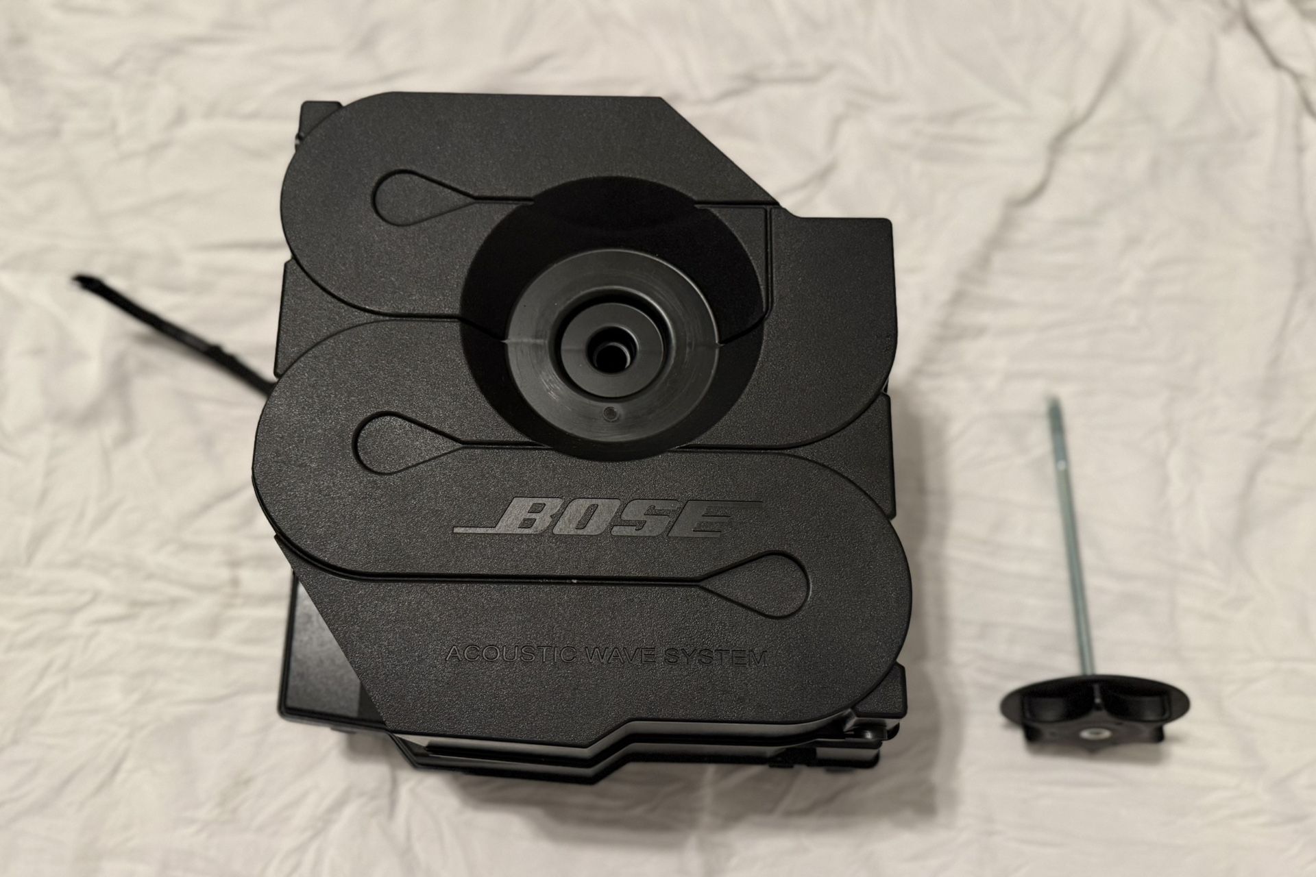 Bose Subwoofer w/ Mounting Bolt for 2013 Infiniti JX35