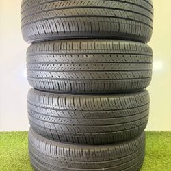 U903  235 60 18 103H  Kumho Crugen HP71 - 4 Used Tires  70% Life 