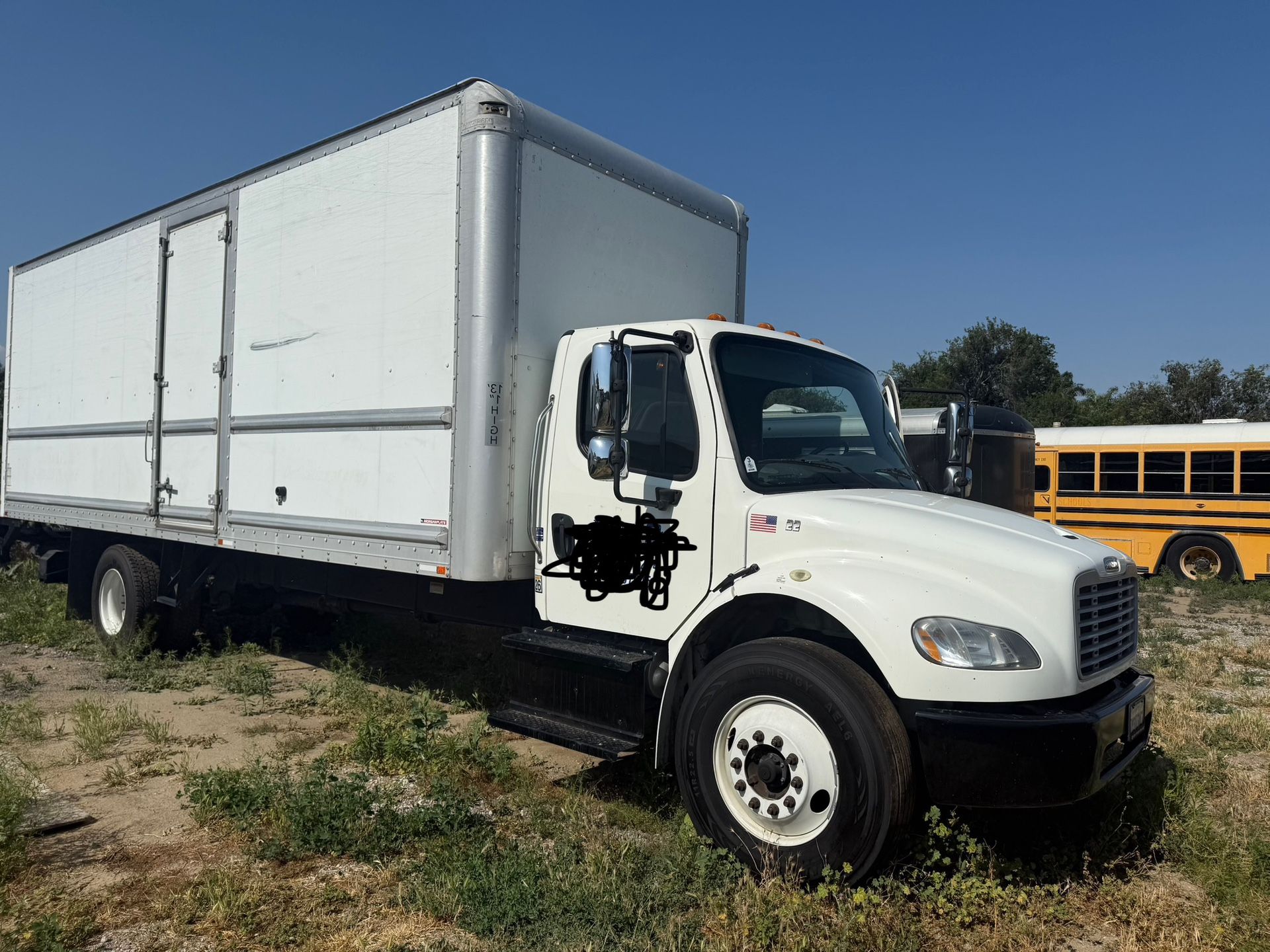 2015 Box Truck M2 Freightliner