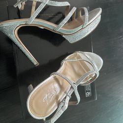 Thalia Sodi Silver bling sandals