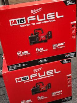 M18 Milwaukee Fuel vacuum pump kit, 8.0Ah FORGE battery and Rapid Charger Included, new, Financing available