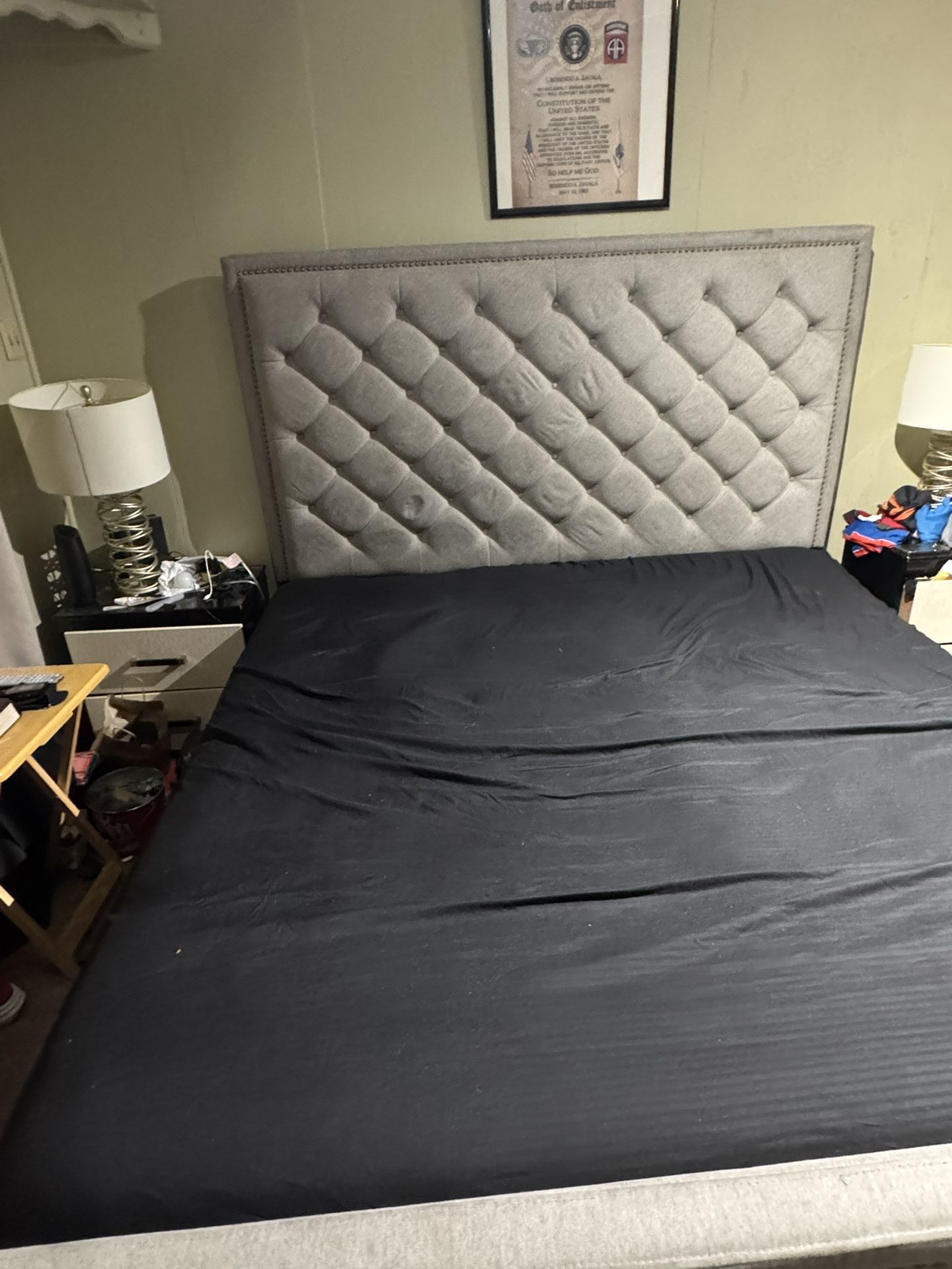 Free King Size Bed  Frame the footer And Header and everything still works however, when we move, somebody jerked it in the screw in the