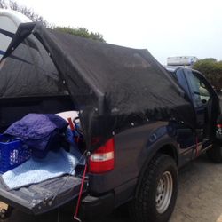 Truck bed tent