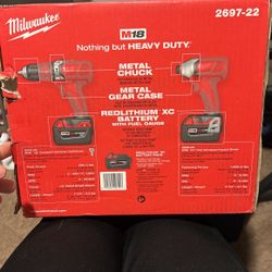 Milwaukee M18 Hammer Drill / Impact Driver