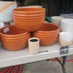 Small Planter  Pots / New