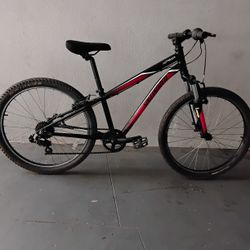 BICYCLE SPECIALIZED 7 SPEED BRAND NEW 