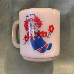 Vintage Raggedy Ann and Andy Coffee Mug. 