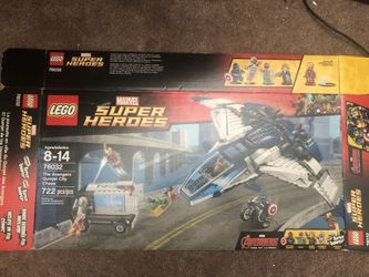 LEGO Avengers Quinjet With Minifigures