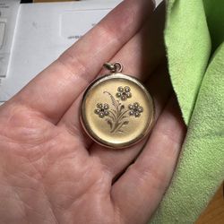 Antique Gold Filled Locket