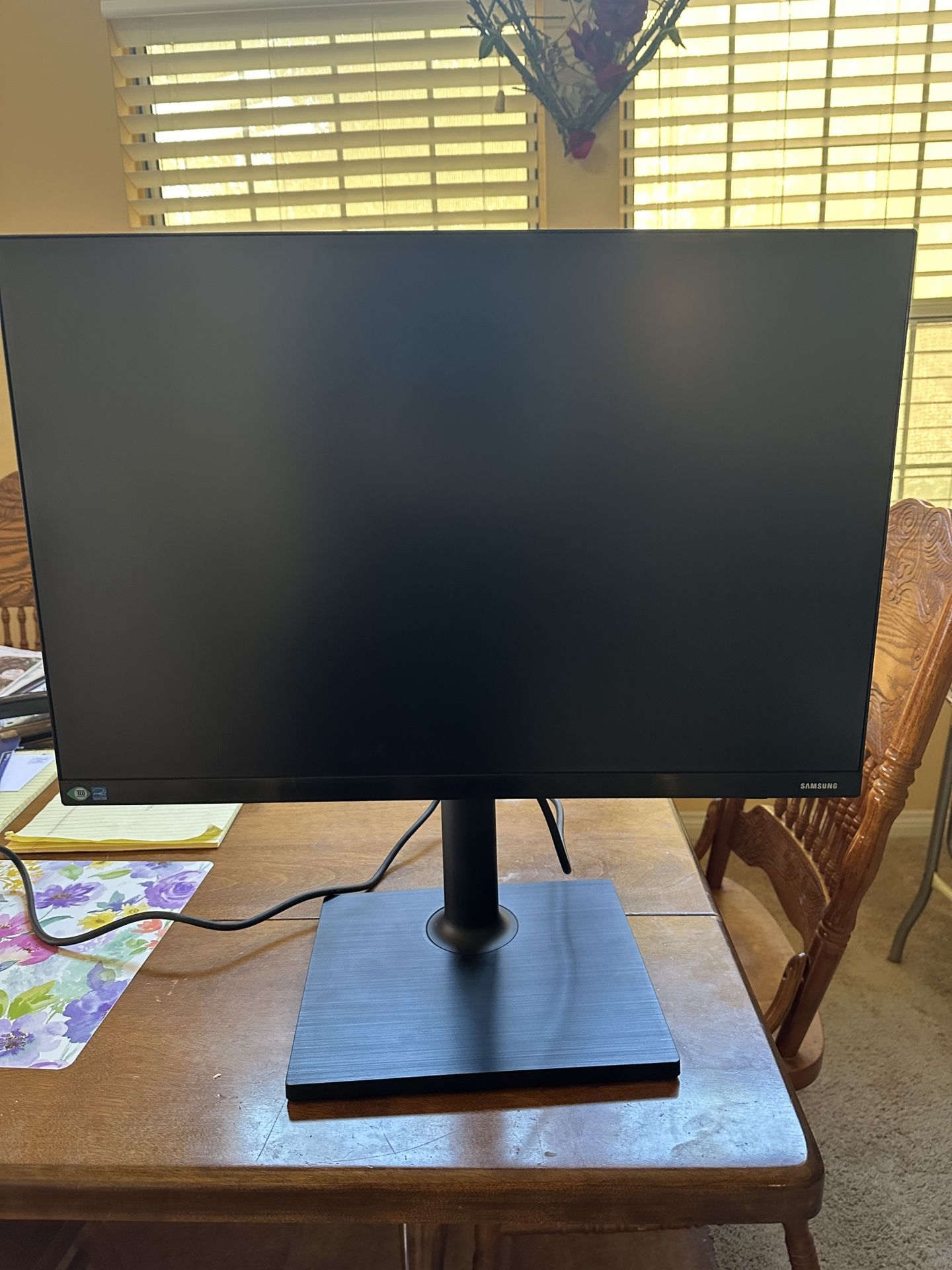 Samsung 24” 1200p Flicker Free Monitor