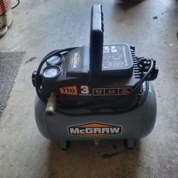 3 Gallons Air Compressor 