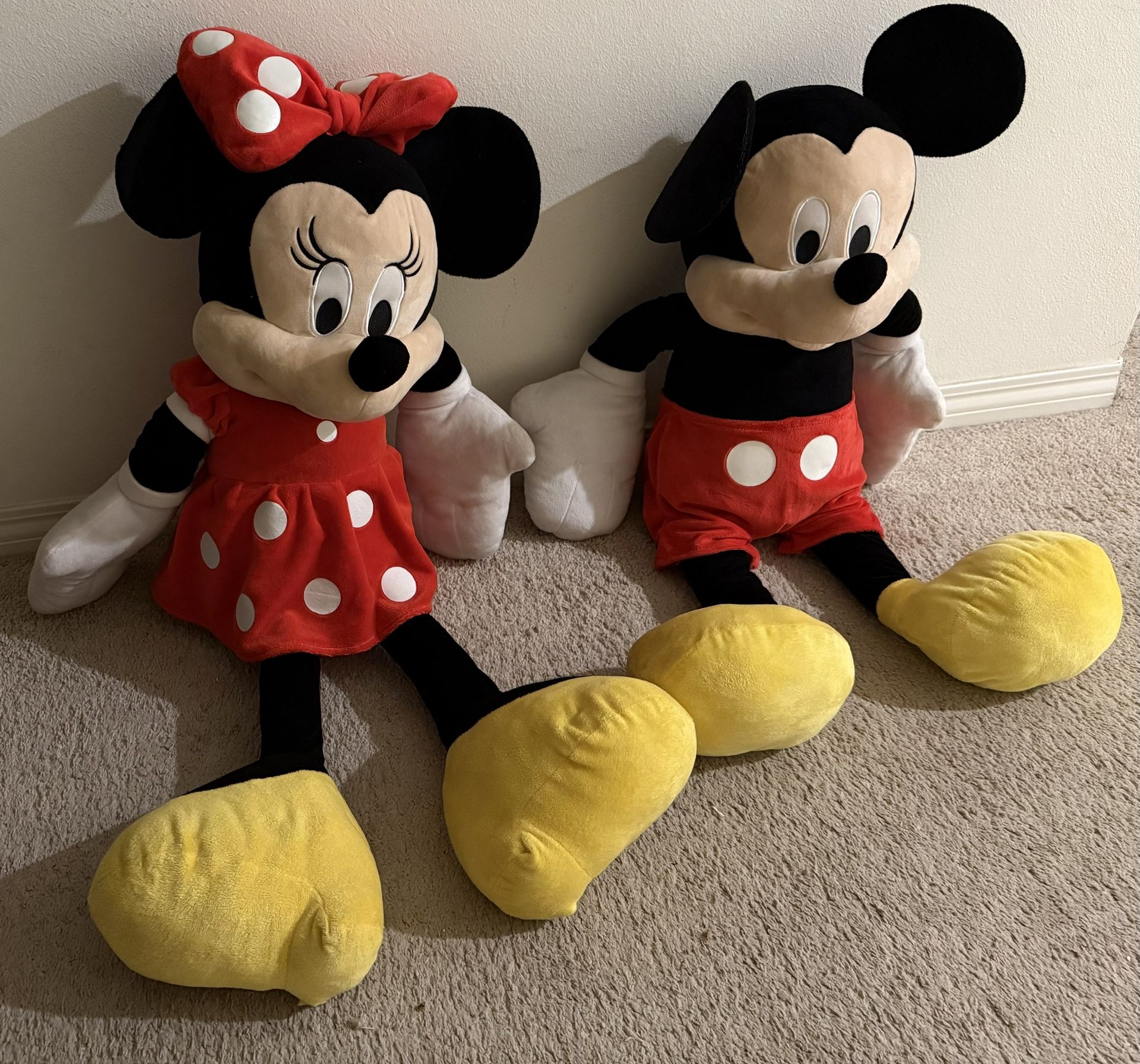Disney Mickey and Minnie Mouse 40" Giant Plush Stuffed