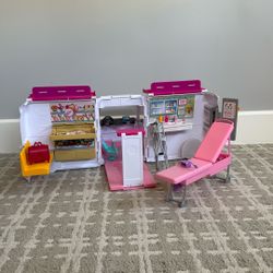 Barbie ambulance 
