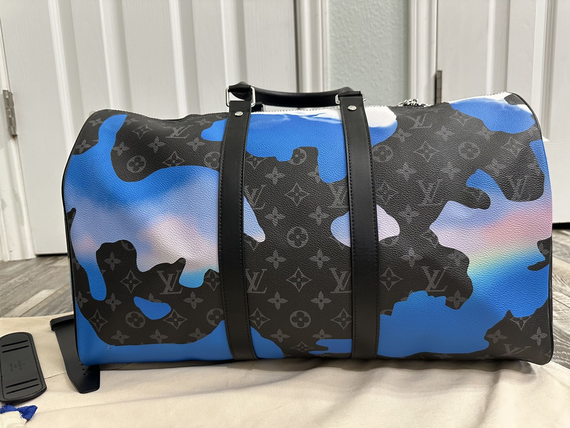Supreme x Louis Vuitton Keep All Duffle Bag (100% Authentic) ** for Sale in  Atlanta, GA - OfferUp