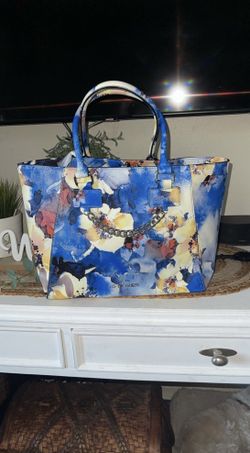 Bolso De Mano Guess  Para Viaje 