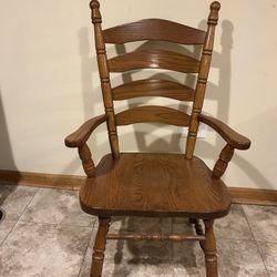Amish Made Solid Oak Chair Purchased From The Amish Community And Very well made. 