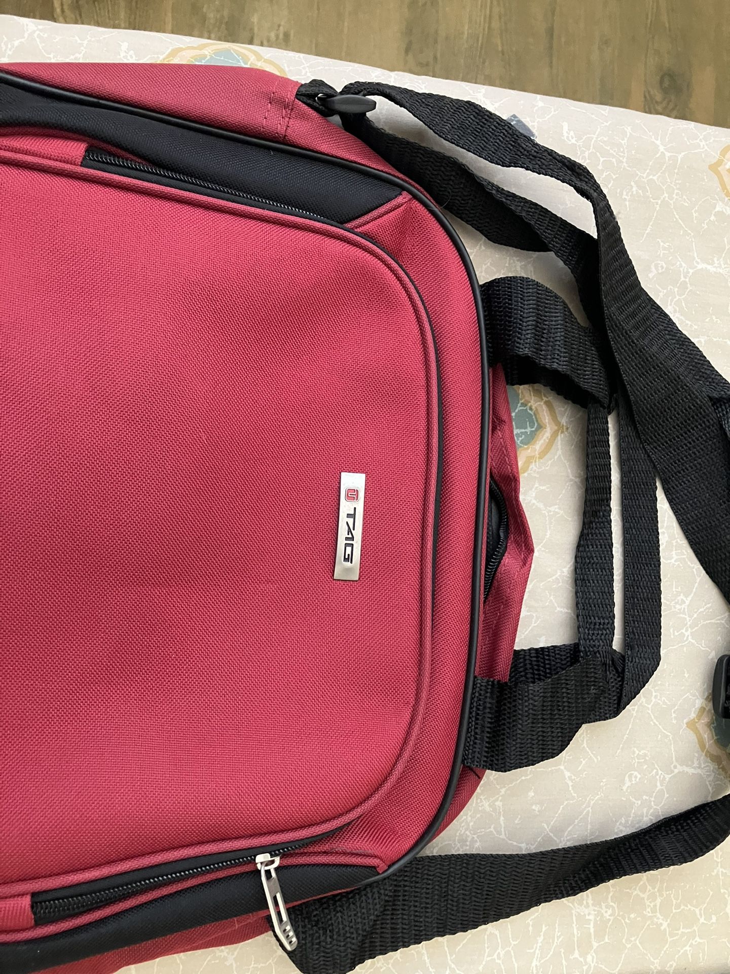 Tag Laptop Bag Size 17 Inch