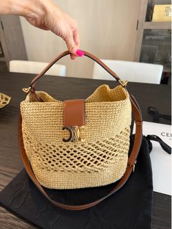 Raffia Woven Bucket Tote with Crossbody Strap – Brand New!