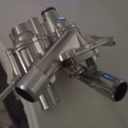 10 Ford thermostat housings