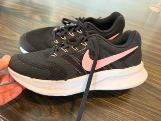 Women’s shoes size 7