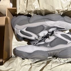 Yeezy 500