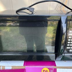 countertop microwave 1000 watts (in Des Moines)
