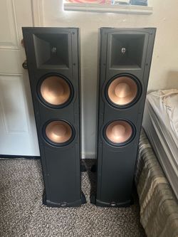 Klipsch Ref IV RF82 Black speakers