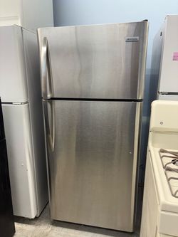 Frigidaire Refrigerator 30 inches