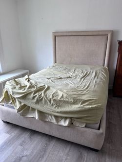 Free queen bed