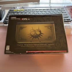Brand New Nintendo 3DS Zelda Majora’s Mask Edition (Collector’s Item)