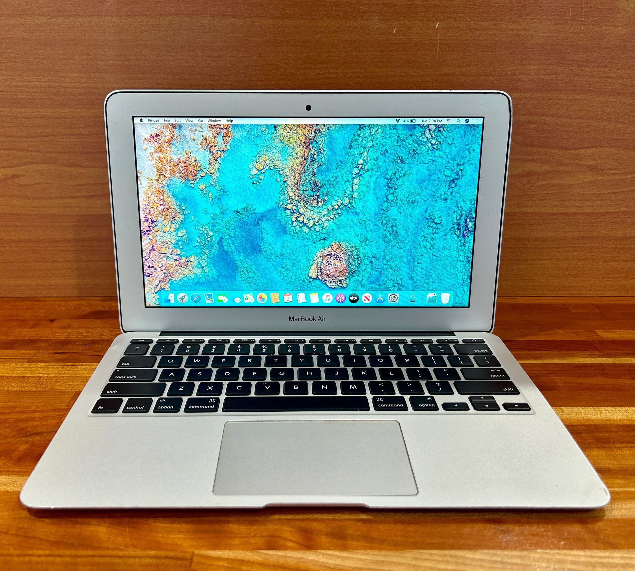  MacBook Air 11” Dual core i5 4GB RAM 128GB Fully Functional