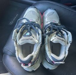 Balenciaga runners