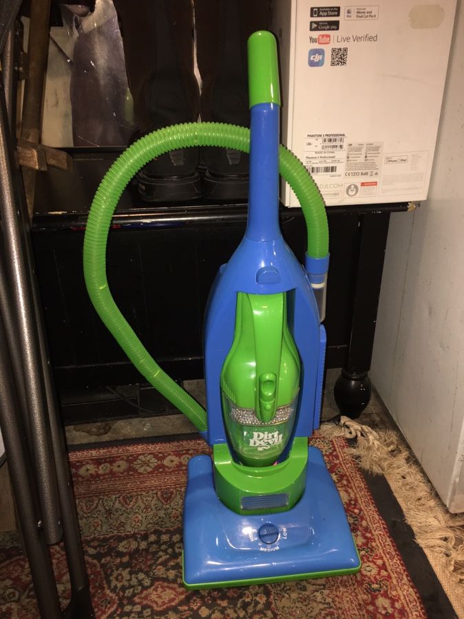 KID SIZE TOY DIRT DEVIL JR