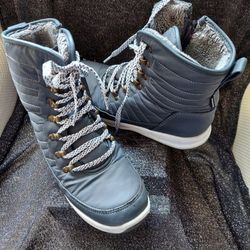 Snow Boots Women Size 8