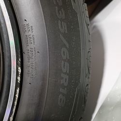 235/65/18. Wheels And Tires   Comes Of 2011 Highlander 