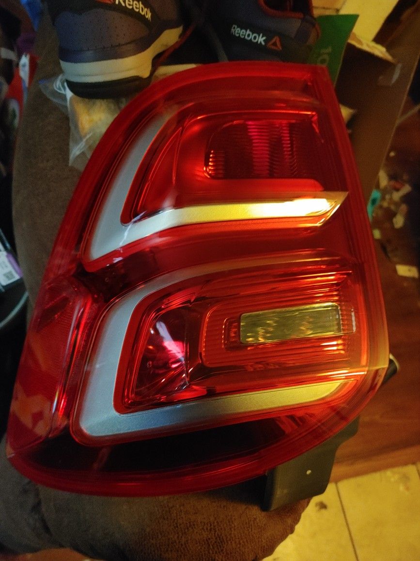 2016 Equinox Right Hand Tail Light