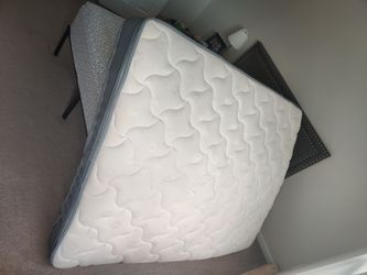 Queen mattress