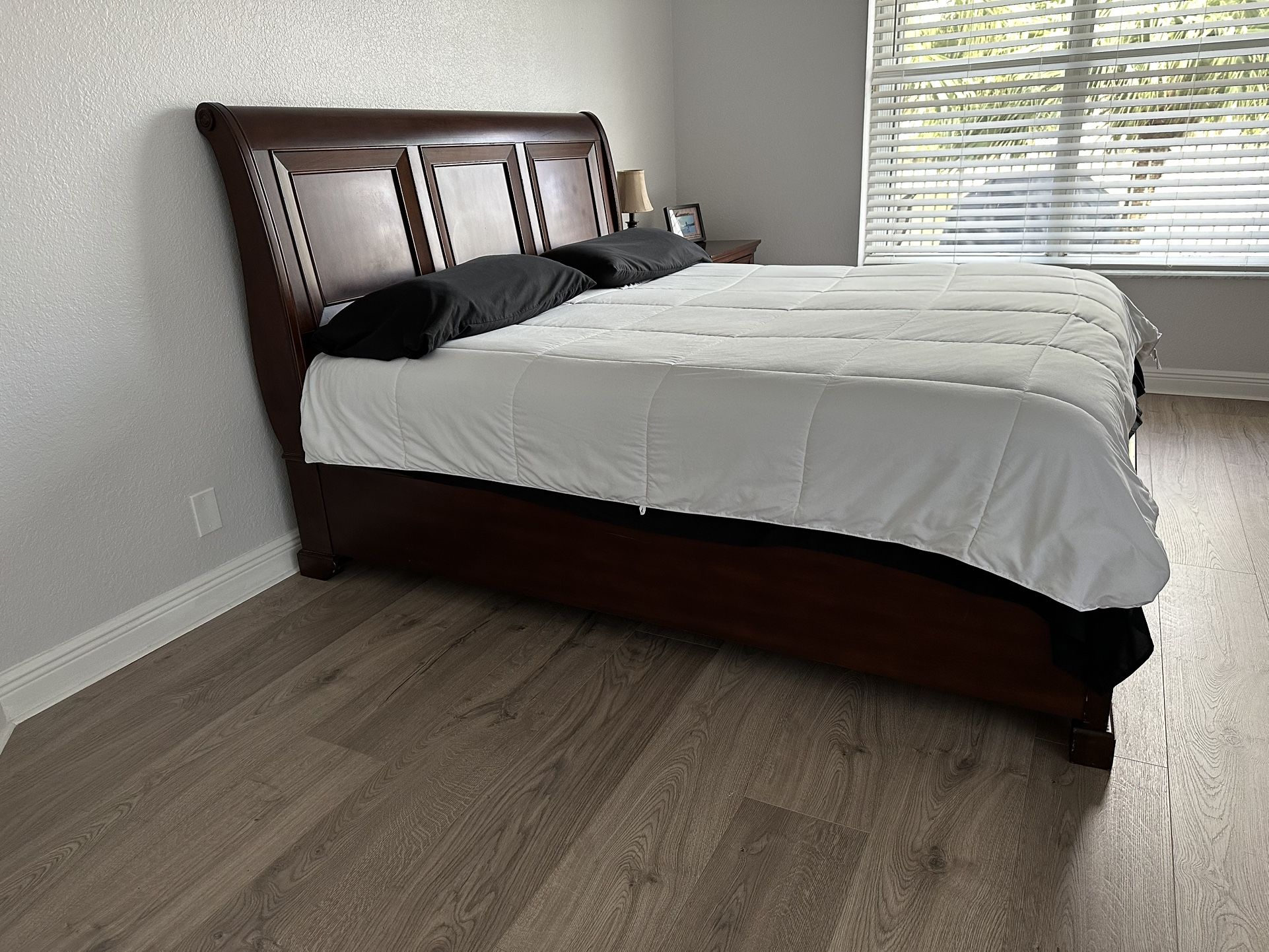 Bedroom Set