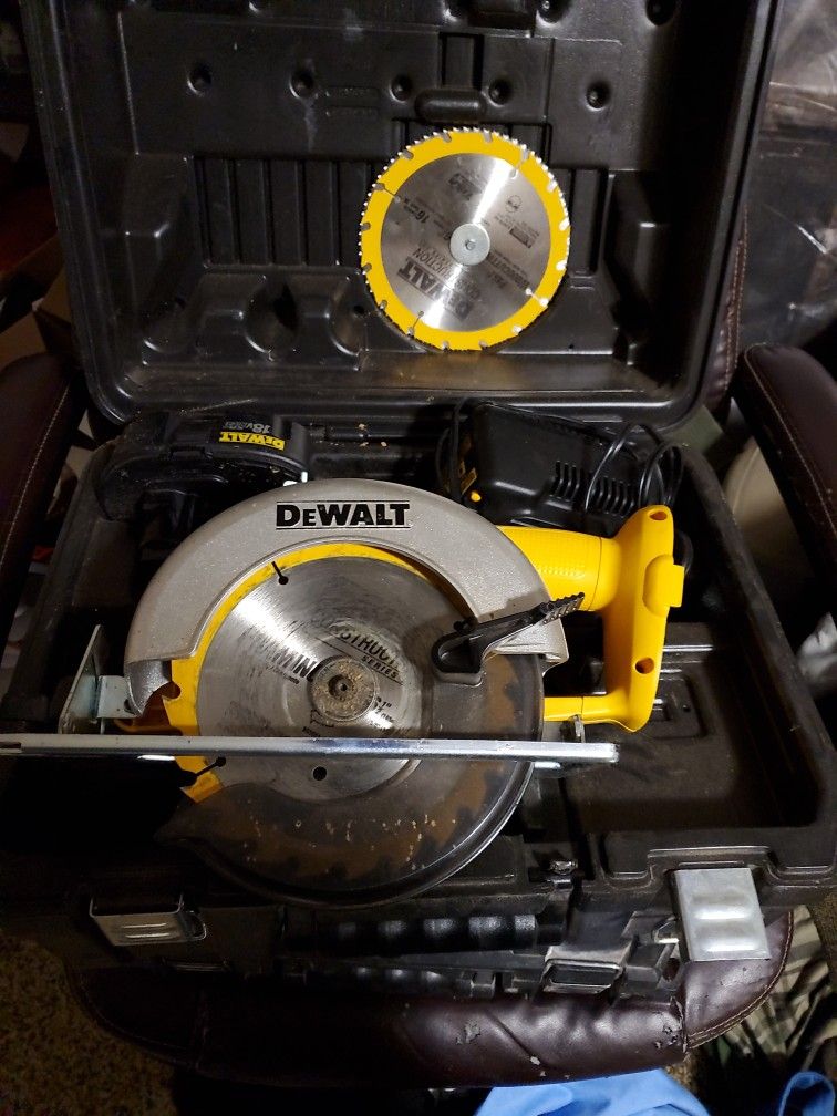 Older DeWalt battery powered skill saw and clutch drill