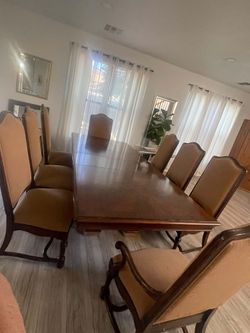 8 chair large dinning table
