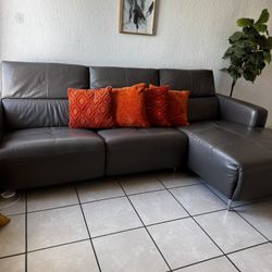 Leather Sectional Recliner 