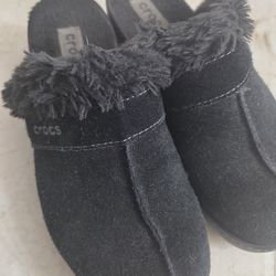 Croc clogs