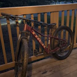 Purple  Trek  Mountain Bike 