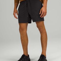 Lululemon Bowline Short 5" Stretch Ripstop Black men size M