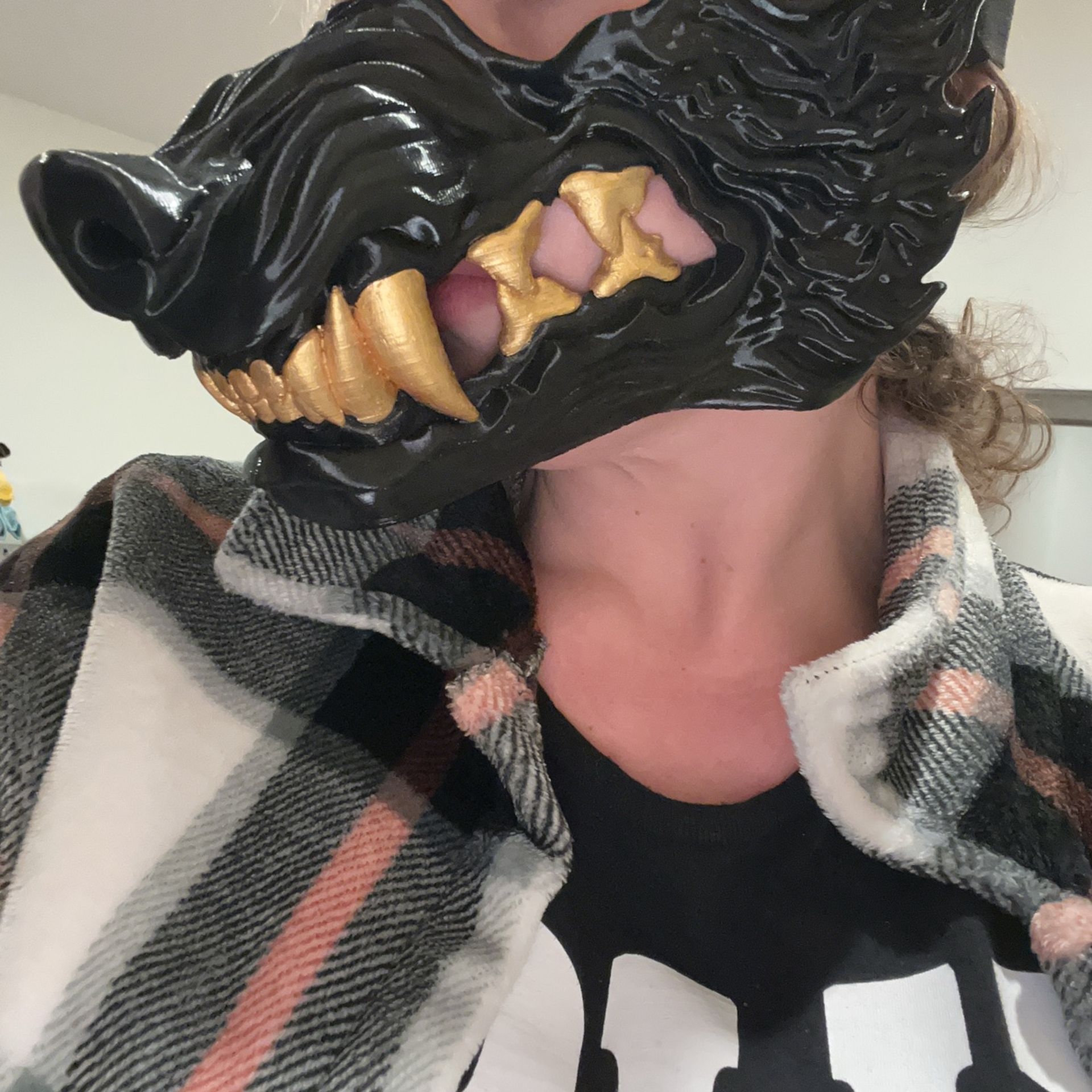 2 Wolf masks