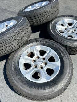 17” Toyota 4 Runner Toyota Tacoma Wheels & Tires 99.99% Firestone 245/70R17