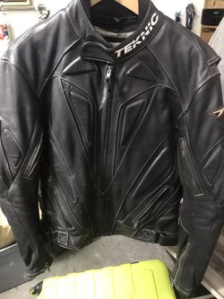 Motorcycle jacket