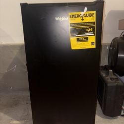 Whirlpool mini fridge