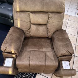 Large Comfortable Recliner Chair With Remote 