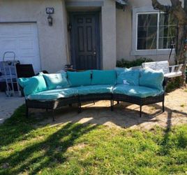 Brand new display model patio furniture set used as a display model firm price!!!!!